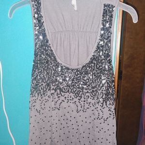 ✨ Sparkly, sequined, flowy gray tank